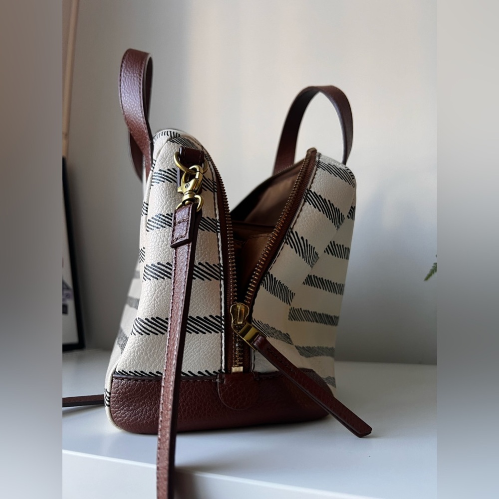 Fossil Neutral Striped Sydney Satchel Crossbody Bag - Picture 15 of 16
